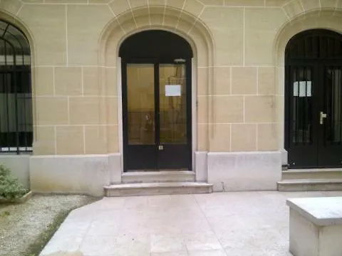 Alojamento de Acomodação e Pequeno-almoço Single Room Paris Arc De Triomphe